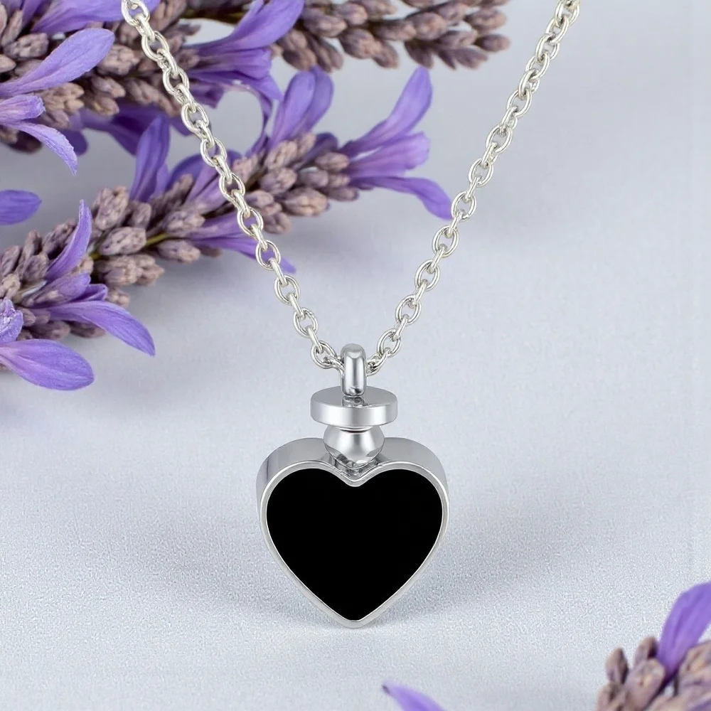 Reversible Heart Charm Stainless Steel Dainty Necklace 18K Gold Plated 🤍🖤